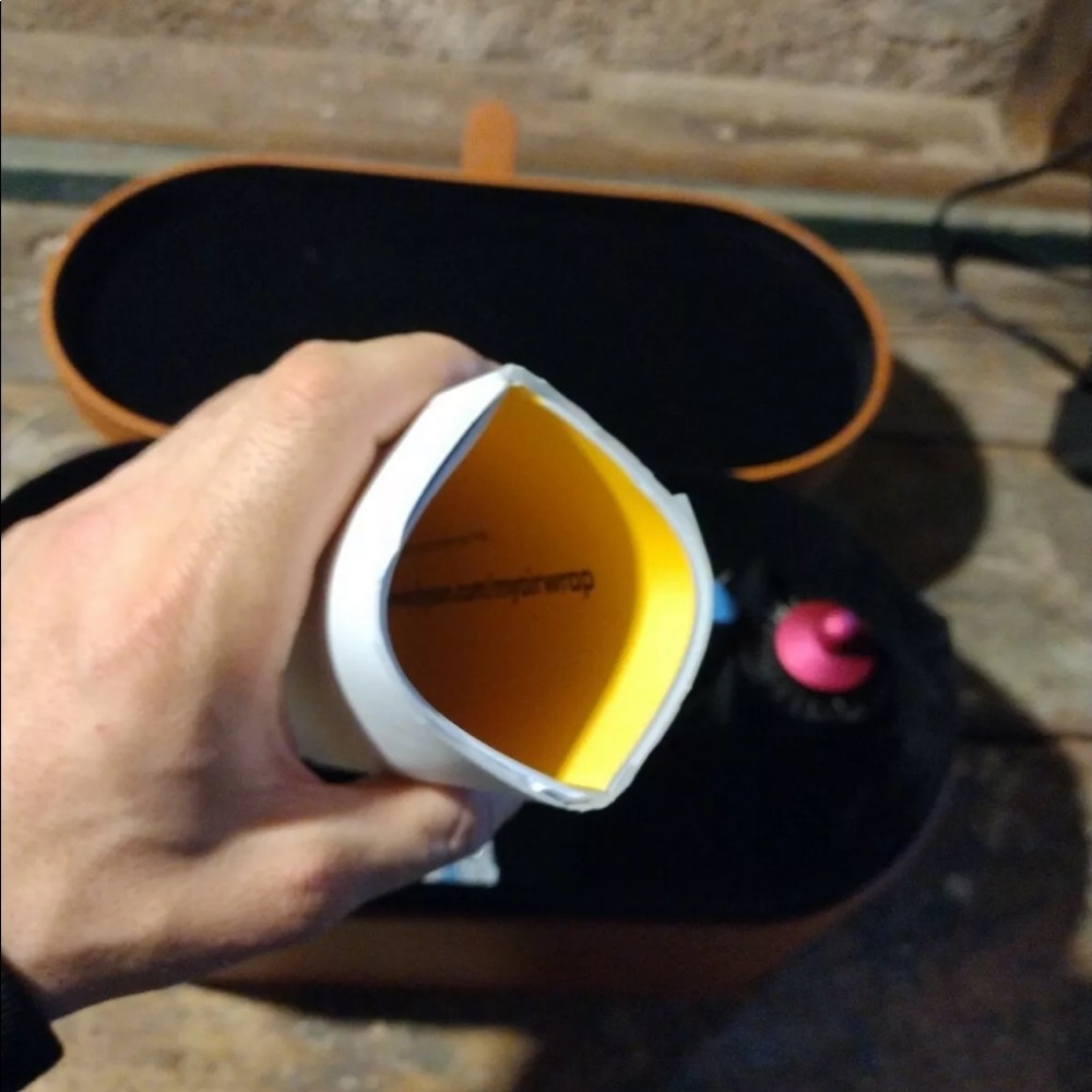 Dyson air wrap complete fuschia
